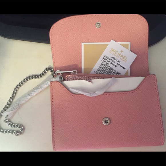 Michael Kors 3 in 1 Juliana Wallet/ Wristlet - Picture 6 of 6